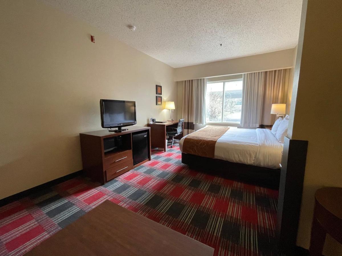 Comfort Suites Near Vancouver Mall Eksteriør billede