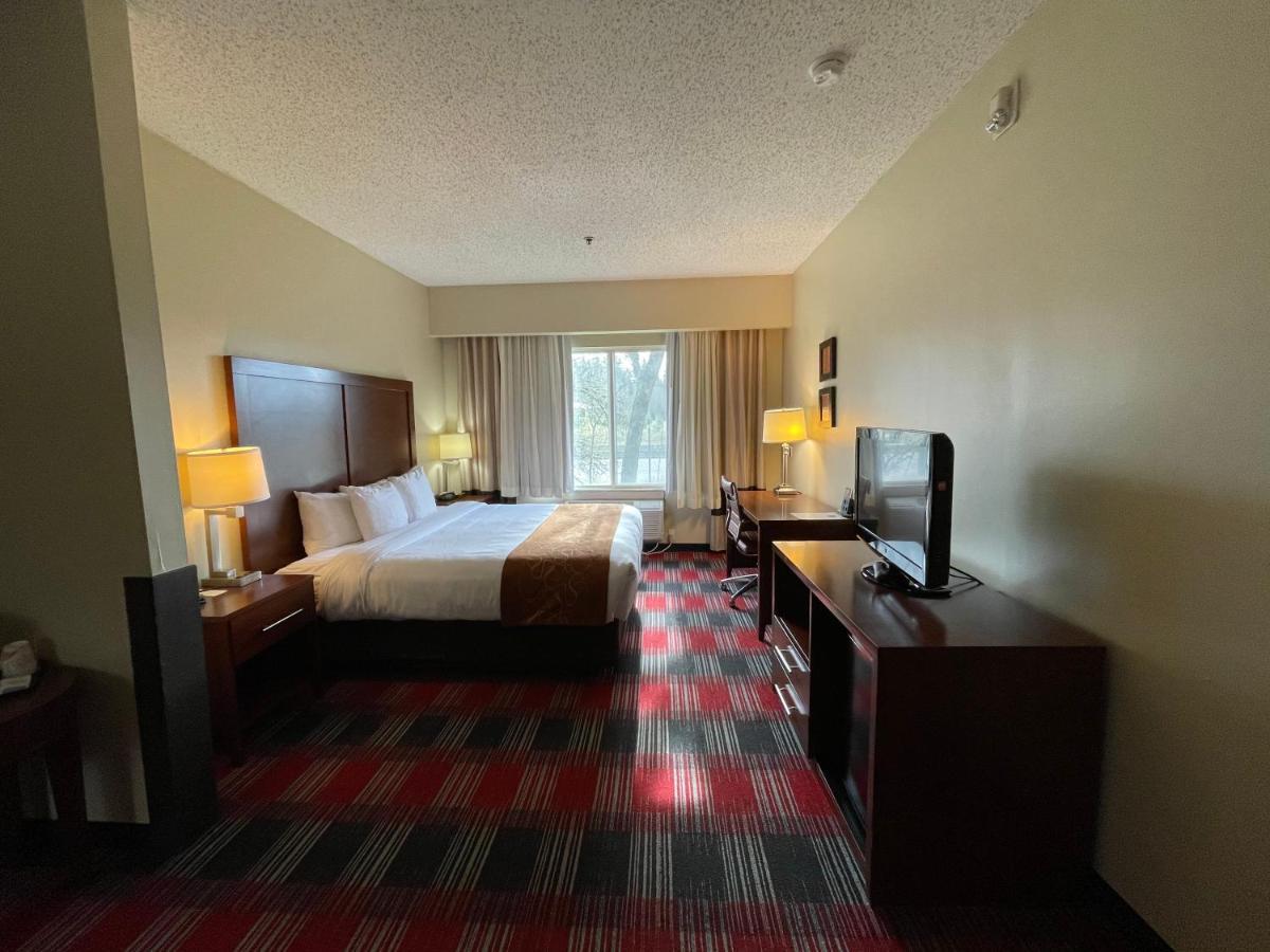 Comfort Suites Near Vancouver Mall Eksteriør billede