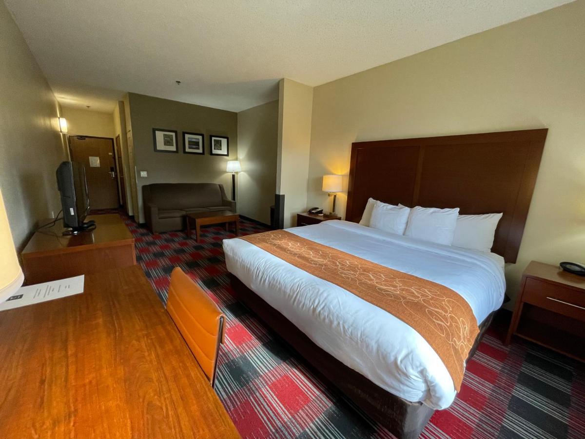 Comfort Suites Near Vancouver Mall Eksteriør billede