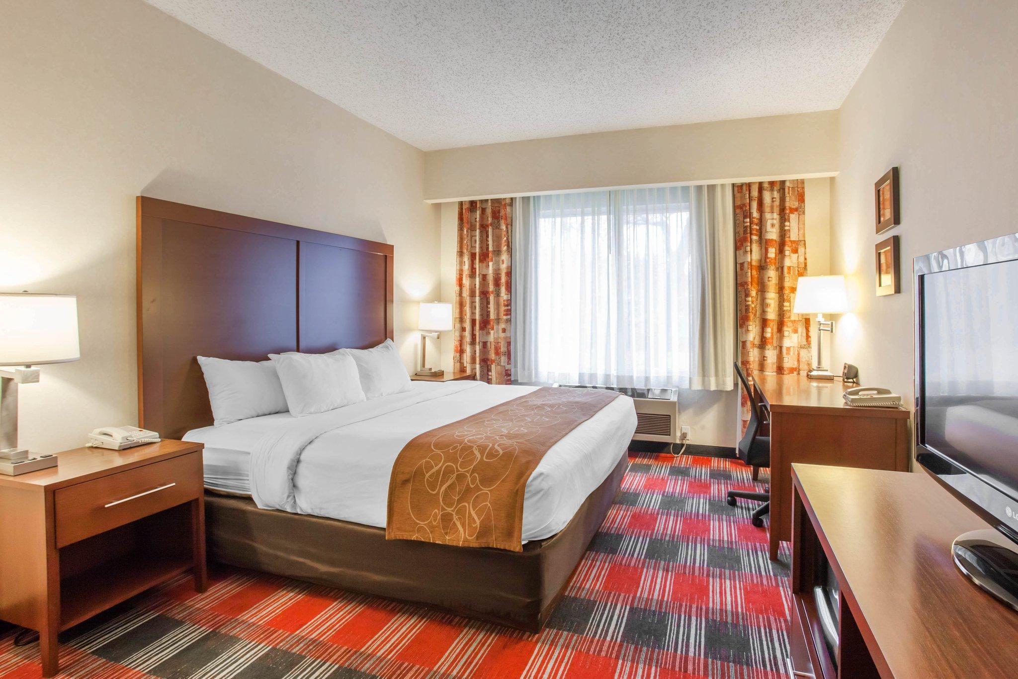 Comfort Suites Near Vancouver Mall Eksteriør billede