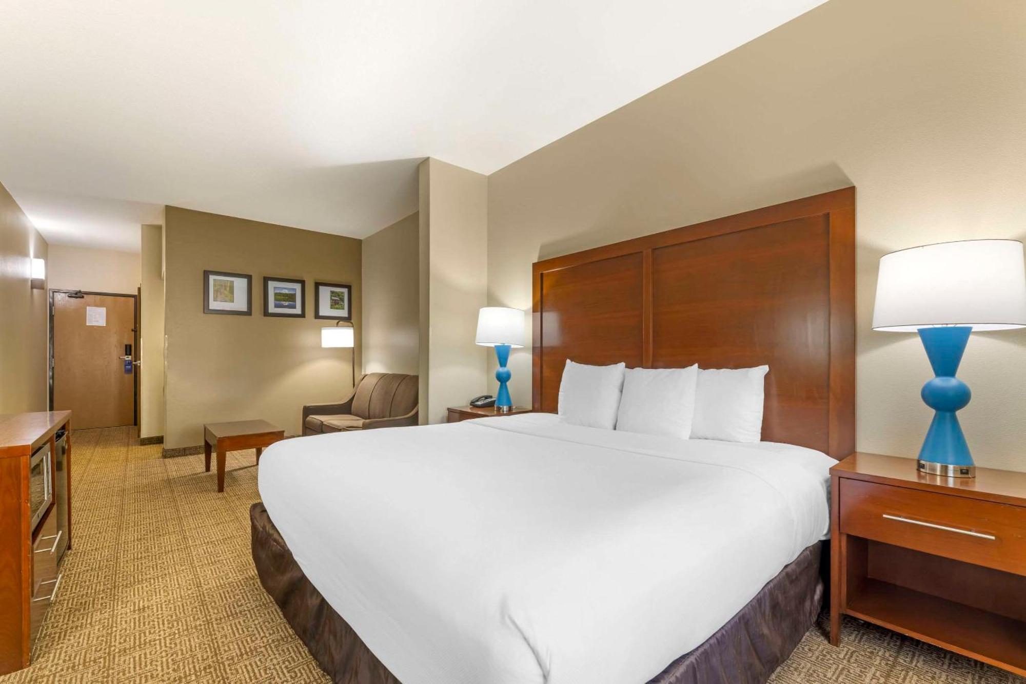 Comfort Suites Near Vancouver Mall Eksteriør billede